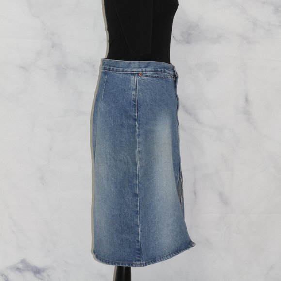 GAP Denim Skirt (6) - Picture 6 of 9